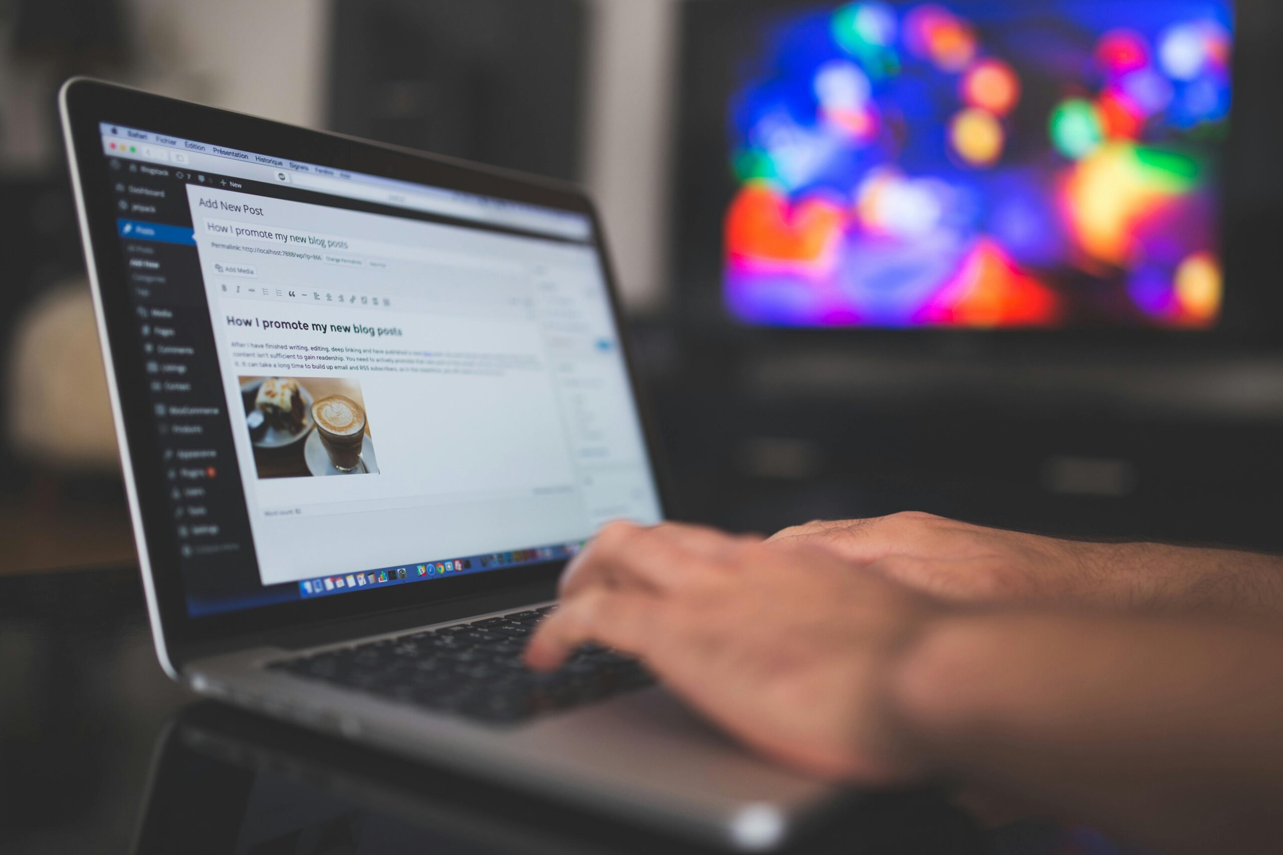 5 Simple Steps to Build a Thriving and Rewarding Career Out of Blogging