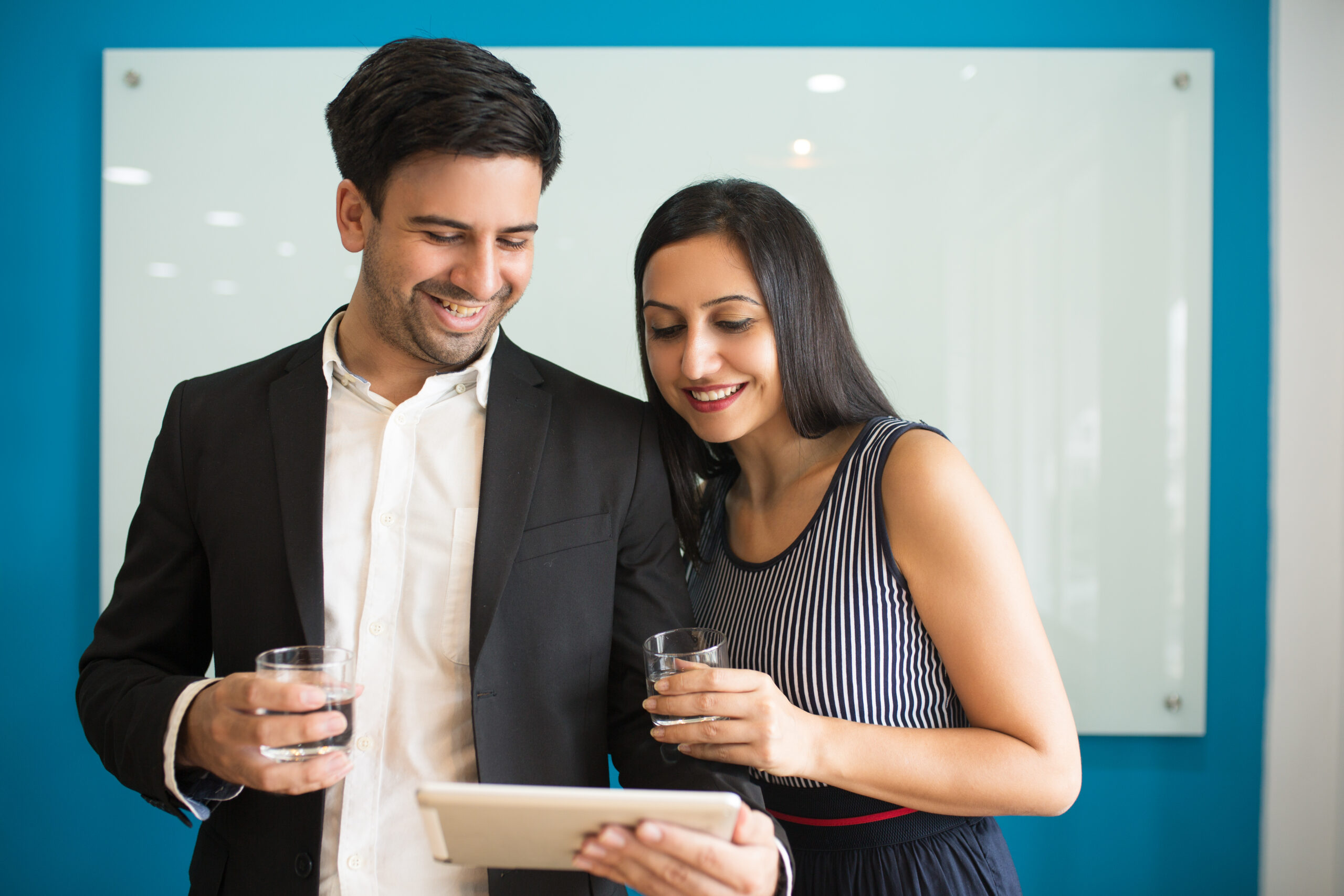 Work Husbands & Work Wives – Healthy Bond or Office Grey Area?
