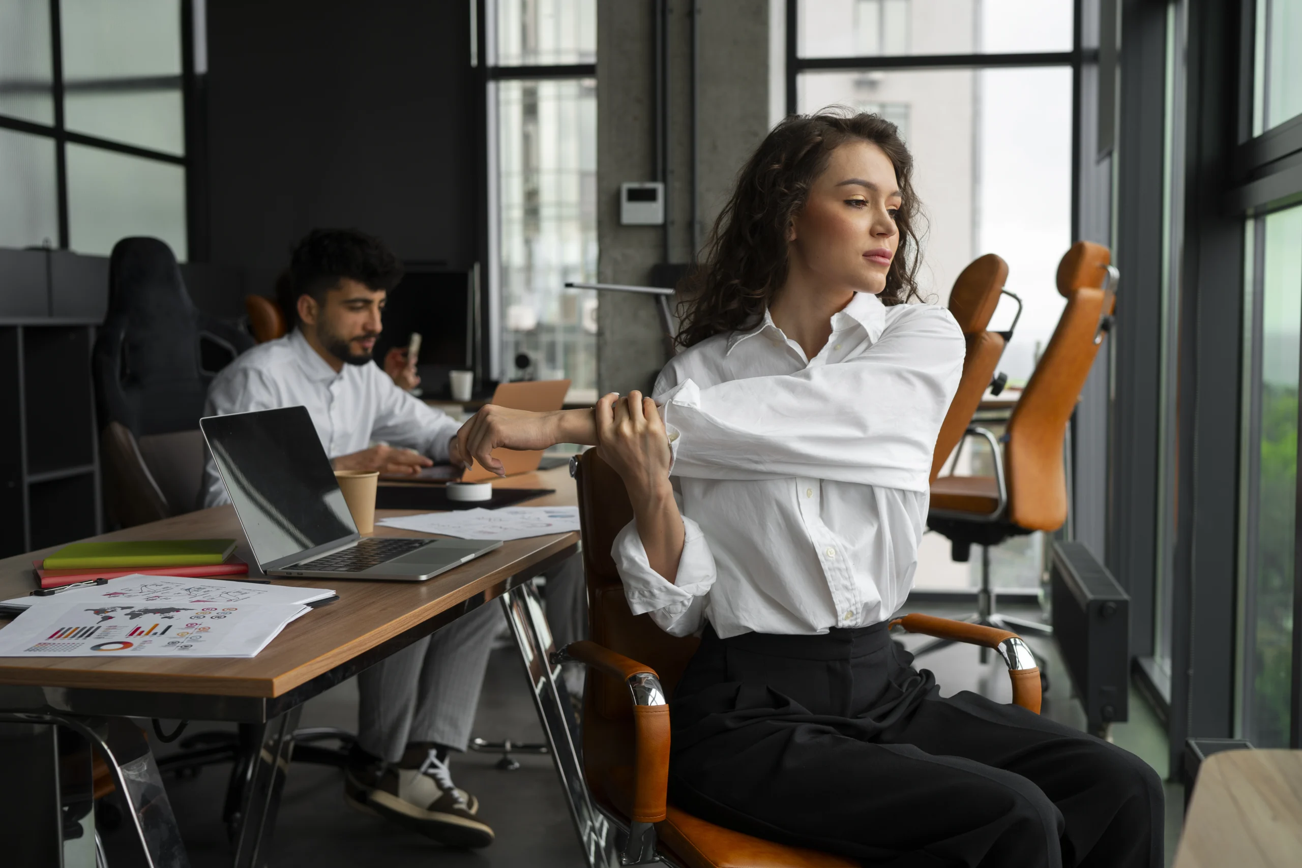 Handling Year-End Work Pressure: A Practical Guide to Staying Calm, Focused, and in Control