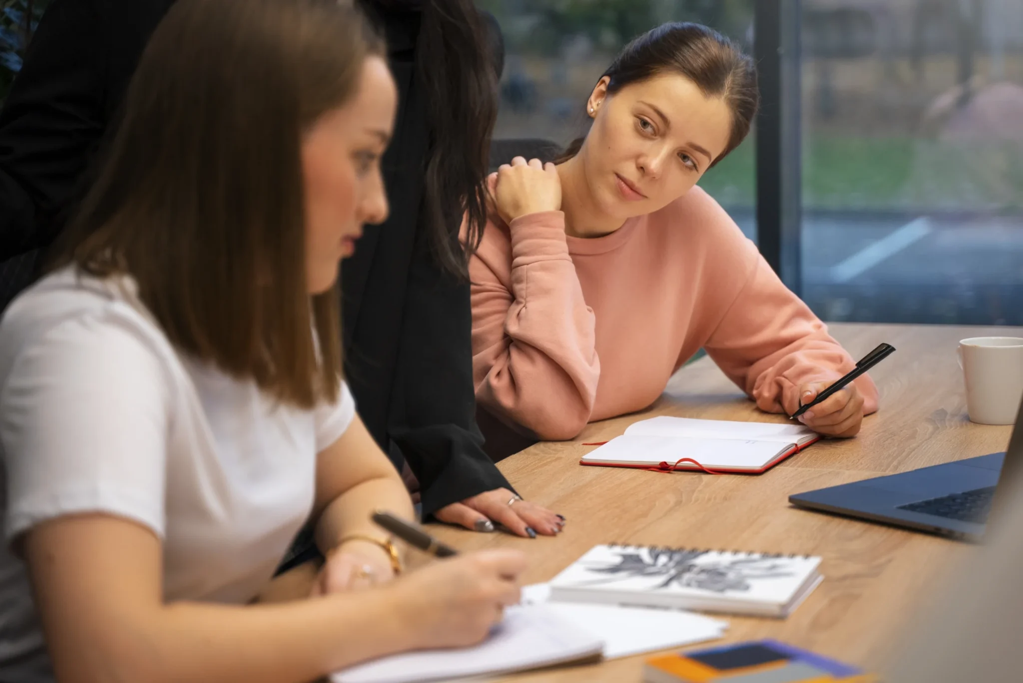 How to Negotiate Effectively at Work — Featured Image